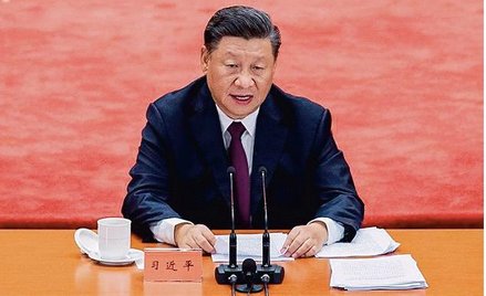 Xi Jinping, prezydent Chin, dąży do zwiększenia kontroli KPCh nad biznesem