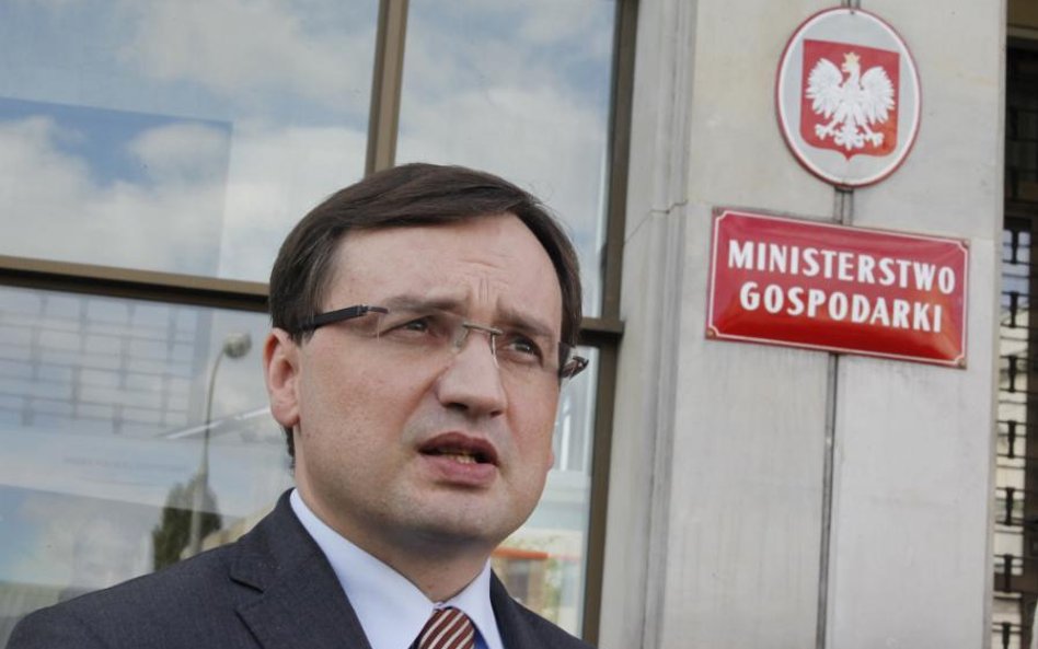 Zbigniew Ziobro: Gangsterzy wychodzą na wolność, a Ziobro ma iść do więzienia