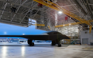 Według informacji US Air Force w zakładach Northrop Grumman w Palmdale rozpoczęto prace przy drugim 