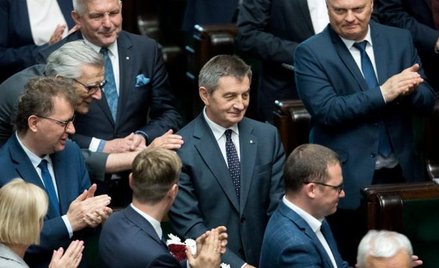Politycy PiS spodziewali się, że sprawa Marka Kuchcińskiego nie przełoży się na poparcie dla partii