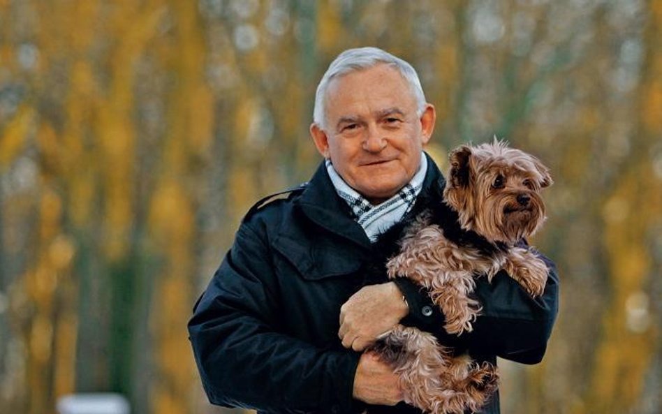 Leszek Miller twierdzi, że waśnie w SLD szkodzą całej polskiej lewicy. Dlatego czeka na zakończenie 