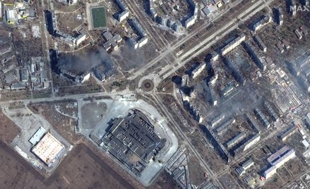Zdjęcia satelitarne zniszczonego przez Rosjan Mariupola