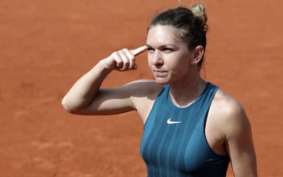 Roland Garros: Panie zdążyły przed deszczem