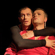 Dariusz Szymaniak (Solange) i Szymon Sędrowski (Cleare) w „Pokojówkach”