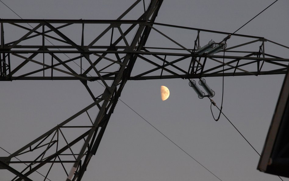 Problemem misji księżycowych będzie zapewnienie stabilnych i nieprzerwanych dostaw energii