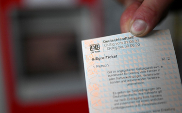 Niemcy. Efekty wakacyjnego biletu za 9 euro. „Najlepszy pomysł” nie będzie przedłużony