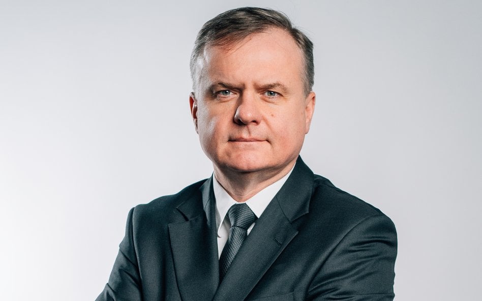 Rozwój OZE, magazynów energii i sieci wymaga ogromnego kapitału – podkreśla Robert Dąbrowski, dyrekt