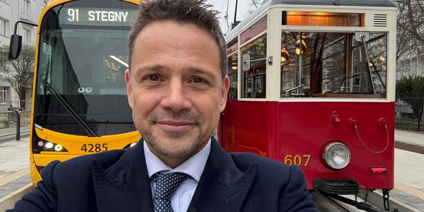 Tramwaje Warszawskie na Rakowieckiej pojadą w poniedziałek. Czy to sukces Rafała Trzaskowskiego?