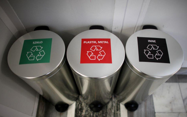 Drakońska podwyżka opłat za niesegregowane śmieci - projekt ustawy o odpadach
