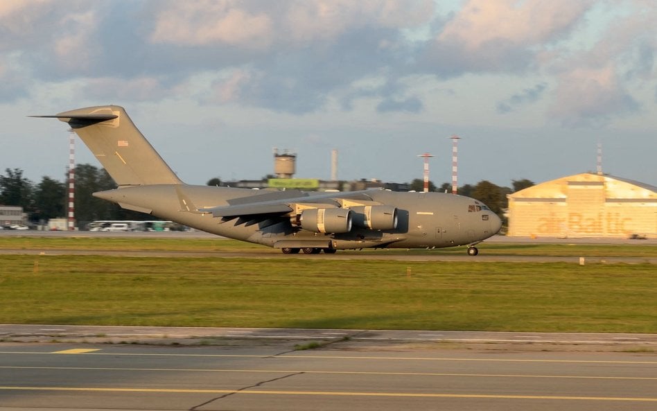 C-17 Globemaster, którym John Ratcliffe przyleciał do Moskwy