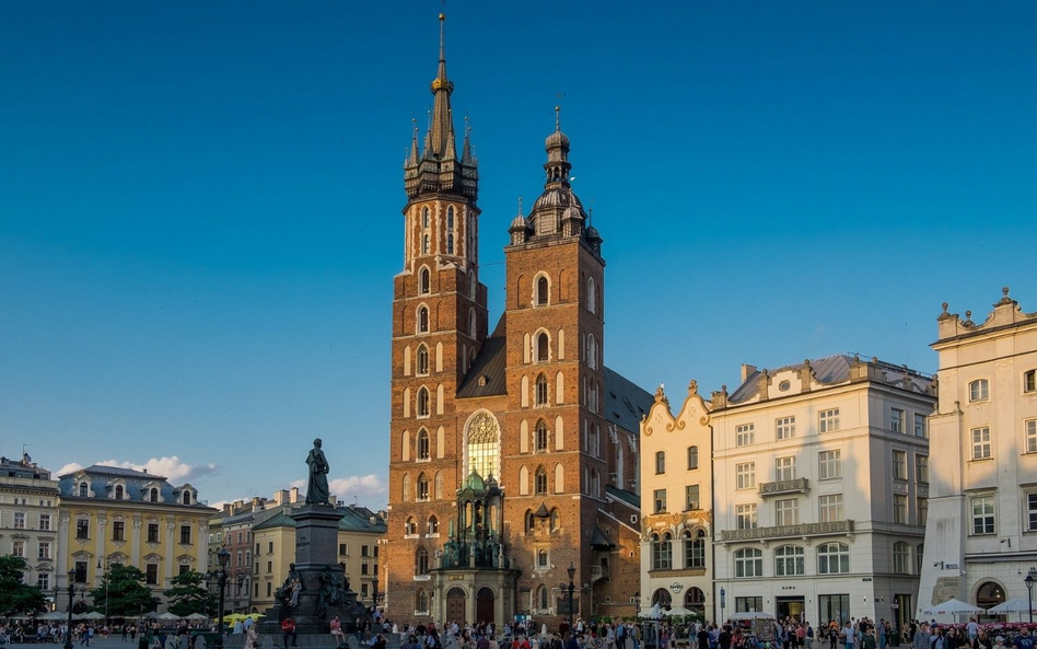 Krakowska straż pożarna szuka hejnalistów.