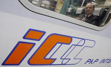 Wagon PKP Intercity, w środku prezes spółki Czesław Warsewicz