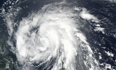 Huragan Maria zbliża się do Karaibów