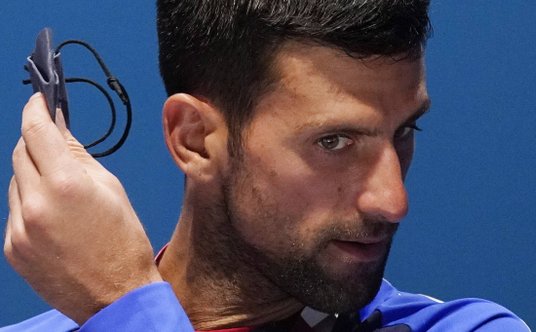 Sprzeciw wobec czarnogórskiej nacjonalizacji poparł serbski tenisista Novak Djoković.