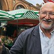 Po rozmowie udaliśmy się na bazar pod Halą Mirowską. Niestety, nos łowcy okazji nas zawiódł. Czereśn
