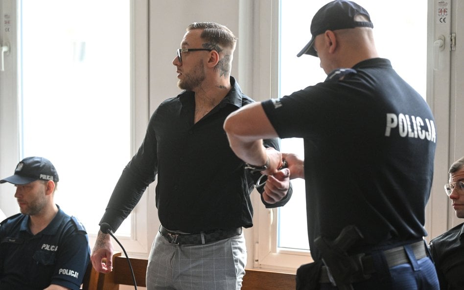 Oskarżony Łukasz Żak (sąd zgodził się na upublicznienie jego wizerunku i nazwiska) na sali rozpraw S