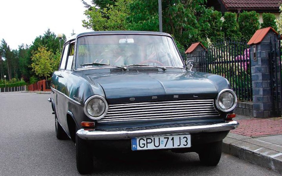 Opel Kadett A z 1964 roku – kiedyś konkurent VW Garbusa.