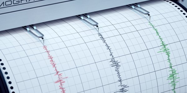 Japonia szykuje się na kataklizm. Nadciągające fale mają trzy metry