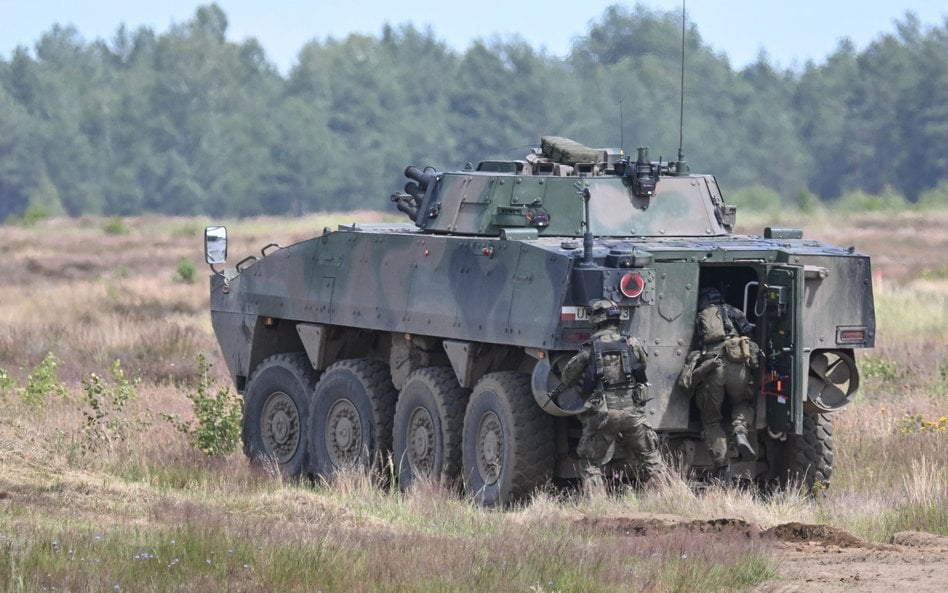 Ćwiczenia taktyczne na poligonie w Drawsku Pomorskim z udziałem m.in. żołnierzy z Polski i Litwy (fo