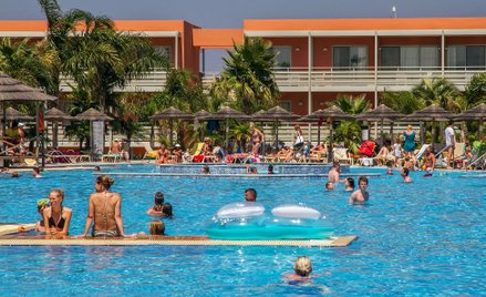 Tylko do września i tylko samolotami przyleciało do Grecji ponad milion turystów z Polski