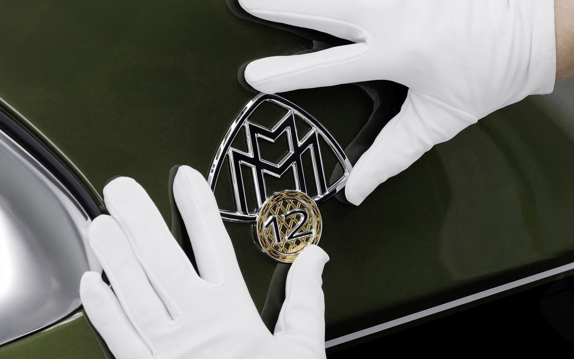 Mercedes-Maybach S 680 V12 Edition. Złoty i zupełnie nieskromny