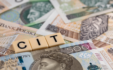 Jak obniżyć CIT przy dopłatach lub zatrzymaniu zysków
