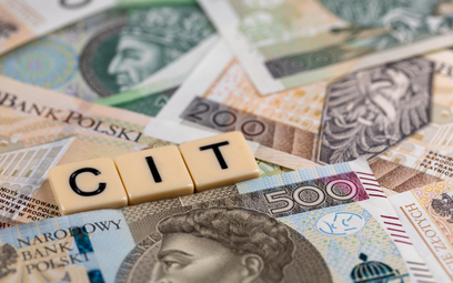 Jak obniżyć CIT przy dopłatach lub zatrzymaniu zysków