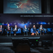 Uczestnicy debaty gremialnie chwalili biznes za jego pragmatyczne podejście do handlu w okresie kryz