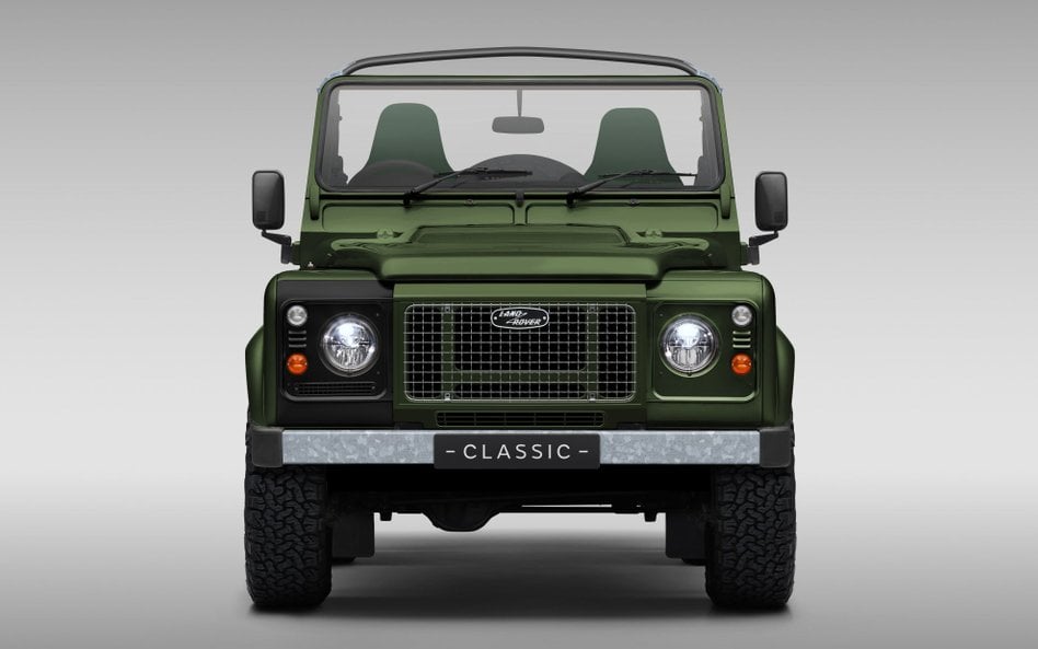 Defender Churchill Edition powstaje w ramach programu Works Bespoke Land Rover Classic.