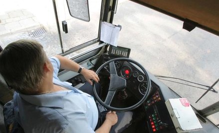 Ile czasu za kółkiem