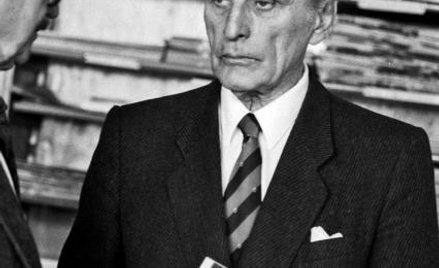 Tadeusz Nowakowski podczas spotkania z czytelnikami w Warszawie. 1991 r.