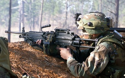 Trump chce wzmocnić amerykańską armię, flotę i lotnictwo. Będzie twardo się targował z koncernami zb