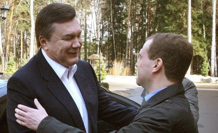 Prezydenci Ukrainy i Rosji - Wiktor Janukowycz i Dmitrij Miedwiediew