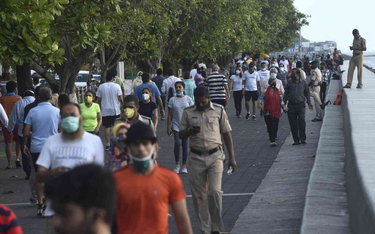 Indie: W Bombaju więcej zakażeń niż w Wuhan