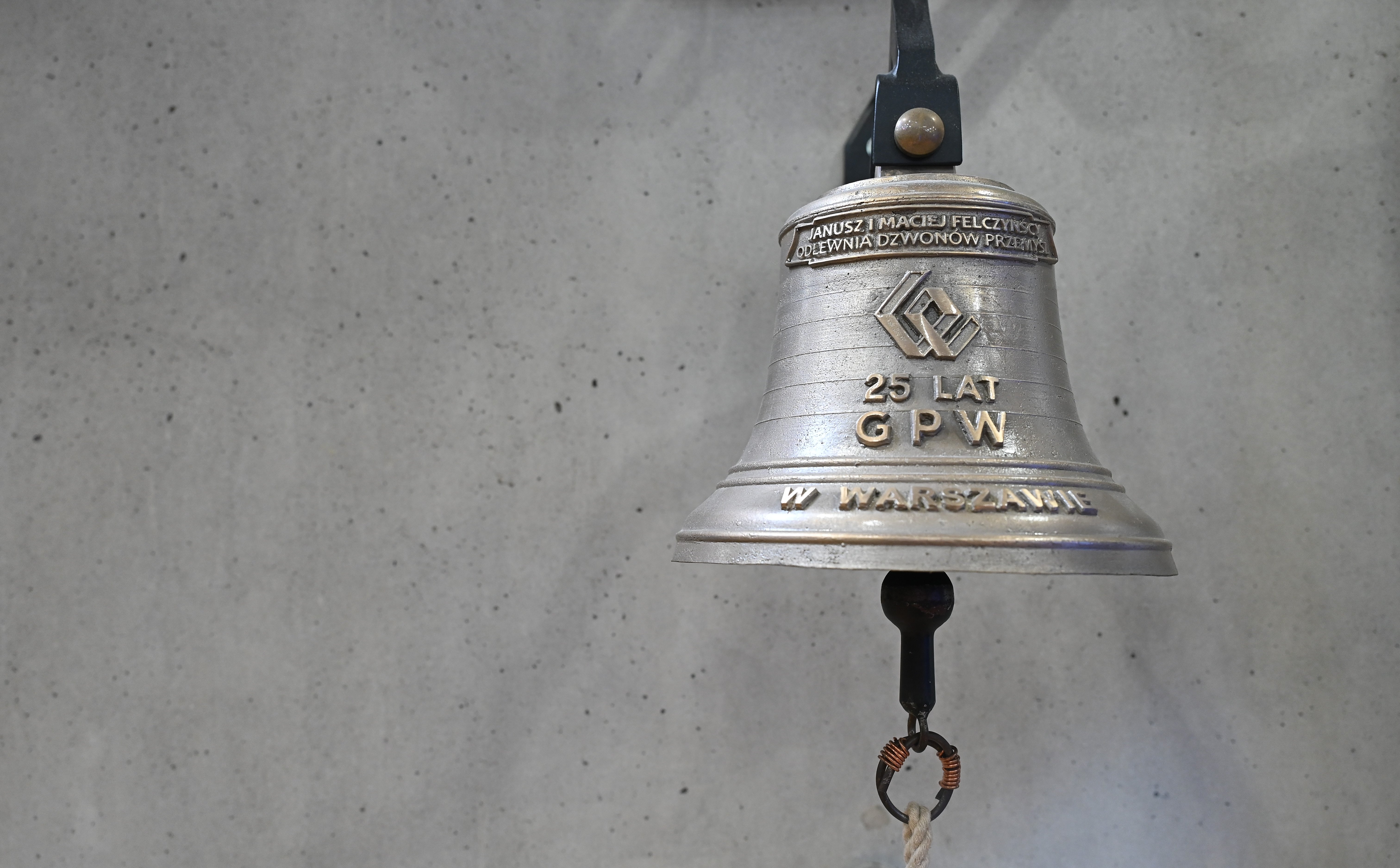 Drogich akcji przybywa, a splitów jak na lekarstwo