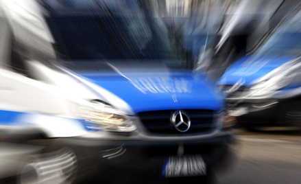 Transport na badania zapewnia policja.