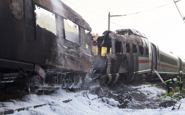 Niemcy: Poważny pożar pociągu kolei dużych prędkości
