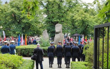 Na Mokotowie główne uroczystości odbyły się pod pomnikiem „Mokotów Walczący 1944”