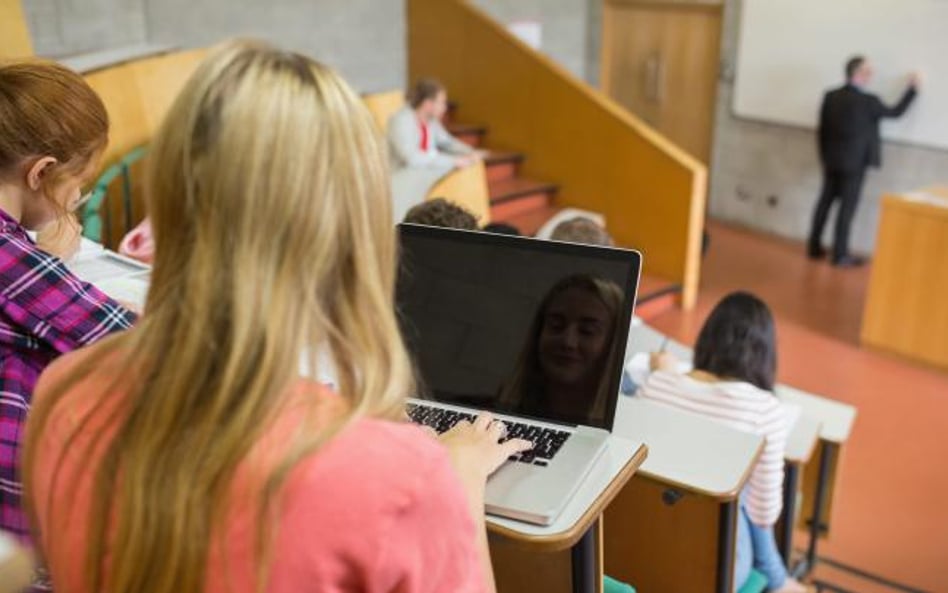 W akcję protestu studentów włącza się Parlament Studentów i uczelniane samorządy