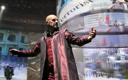 Peter Martinčič nadał Mefistofelesowi cyniczne cechy ludzkie