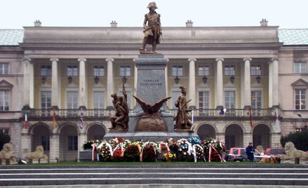 Zdewastowano pomnik Kościuszki w Warszawie. "Nie ma zgody na wandalizm"