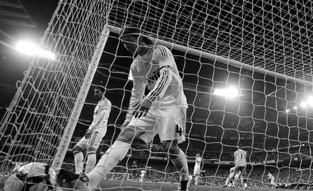 Najbardziej oczekiwany mecz w lidze hiszpańskiej, spotkanie Realu Madryt z FC Barceloną, poprzedziła