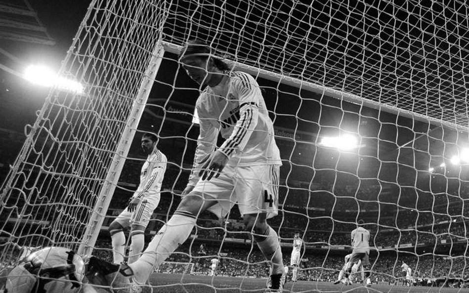 Najbardziej oczekiwany mecz w lidze hiszpańskiej, spotkanie Realu Madryt z FC Barceloną, poprzedziła