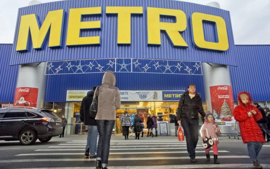 Niemiecka sieć handlowa Metro dzieli się na dwie części