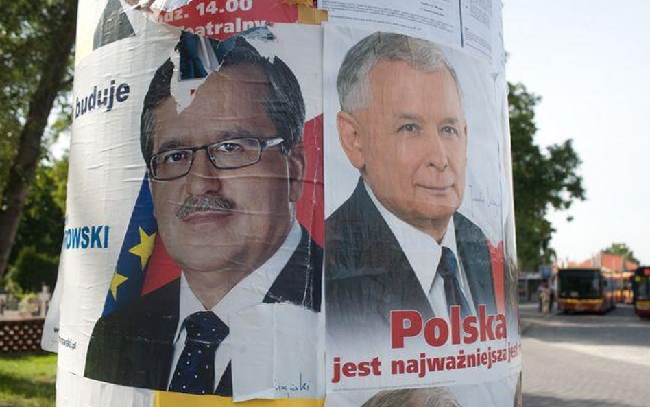 Plakaty kandydatów na prezydenta z kampanii wyborczej w 2010 r.
