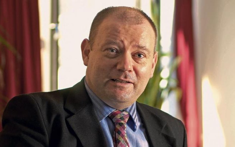 prof. Alan Riley