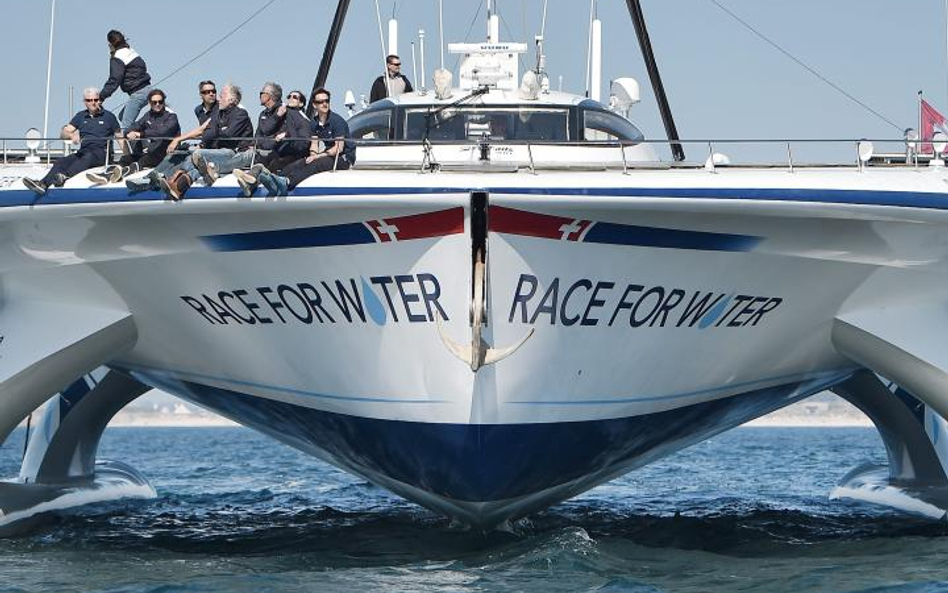 Zaśmiecenie oceanów osiągnęło punkt krytyczny – alarmują naukowcy z pokładu „Race for Water”