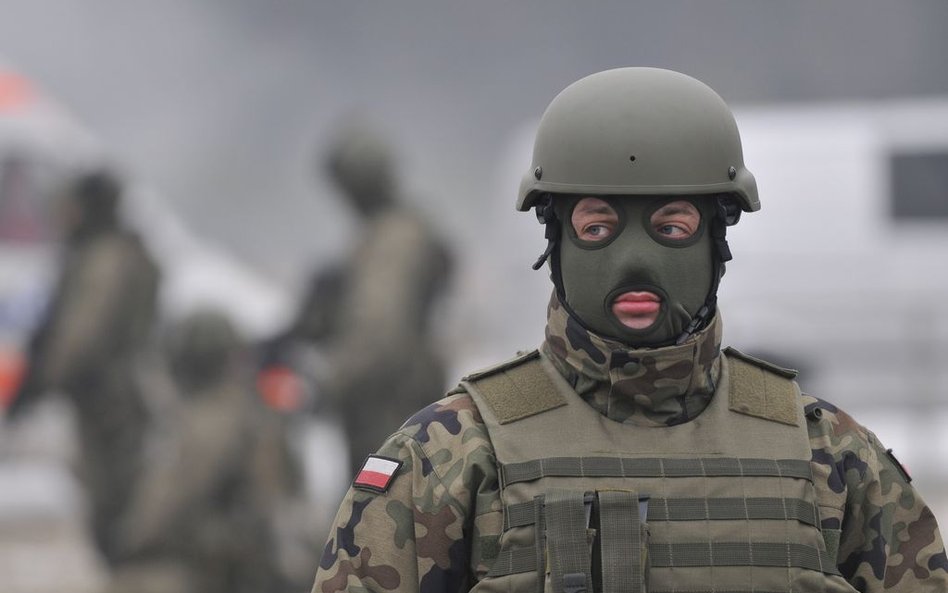 MON prosi o pomoc w szkoleniu wojsk obrony terytorialnej byłych komandosów