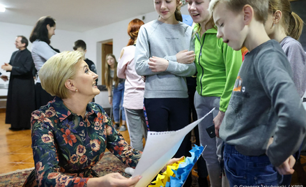 Agata Kornhauser-Duda mogłaby znów być nauczycielką, ale co z neutralnością szkoły?
