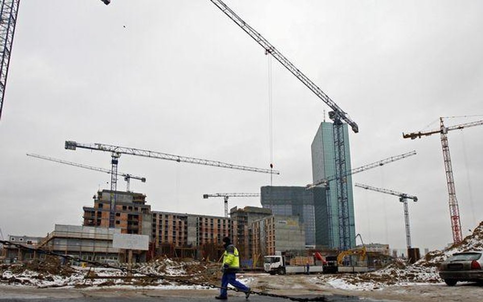 Deweloperzy bankrutują i proszą rząd o pomoc